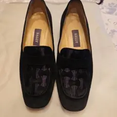 BALLY スエード ローファー ブラックのサムネイル