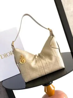 Dior ベージュ ショルダーバッグ