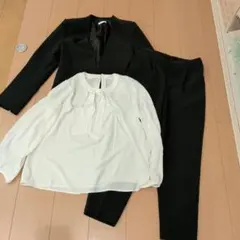 ブラックジャケットとパンツとブラウスのセットアップ スーツ セレモニー Lサイズ