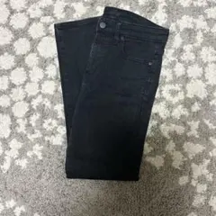 ユニクロスキニーパンツ