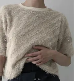 willfully ミックスボア　フェザー　ショートクロップド　トップスのサムネイル