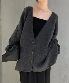 す*ー様 select MOCA スリーブリンキングVネックカーディガン