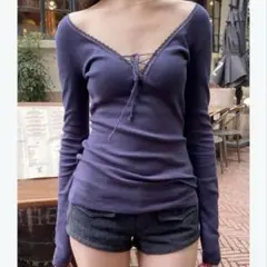 BRANDY MELVILLE Tania レースアップ 長袖　ネイビー