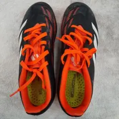 サッカースパイク シューズ