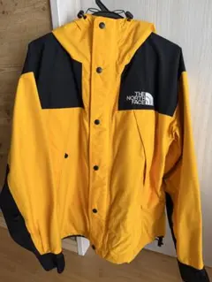 THE NORTH FACE マウンテンパーカー イエロー×ブラックのサムネイル