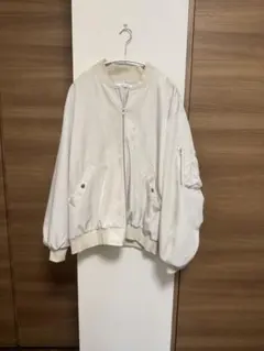 Lugnoncure ブルゾン アイボリー MA-1