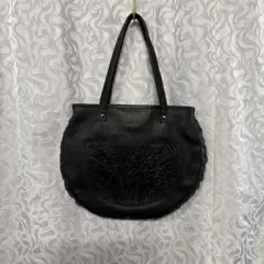 HANDMADE BY CHIEKO黒いレザートートバッグ 花のエンボス加工