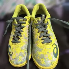 ASICS TOQUÉ 8フットサルシューズ イエロー25.5cm