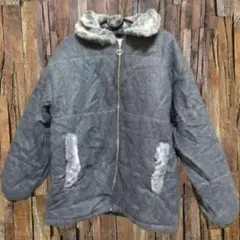 フレンチトースト　子供服　ダウンジャケット160cmサイズ　ファー付き