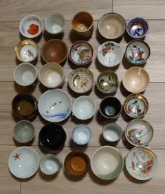 軍隊盃 金彩色絵 青磁など まとめて28客 兵隊盃 軍猪口 軍杯 660