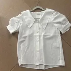 Tシャツ　ブラウス