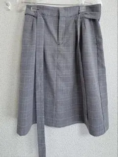 バナナリパブリック　タイトスカート　グレー