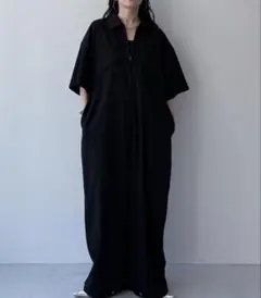 ハーフスリーブジップオールインワンのサムネイル