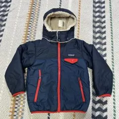Patagonia フード付きアウター 5T