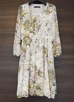 ZARA BASIC 花柄 長袖 ひざ丈ワンピース