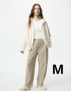 ユニクロ　ジャージーカーブパンツ　ベージュ　M