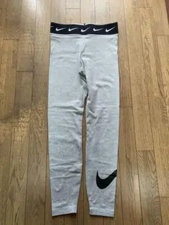 Nike グレー レギンス ロゴ入り
