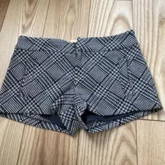 ジルスチュアート　ショートパンツ