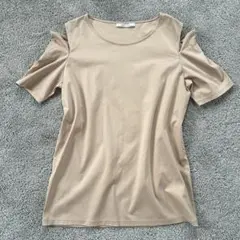 美品BEIGE, ベイジ 肩開き カットソー ベージュ 半袖のサムネイル