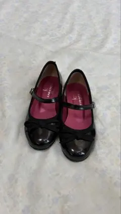 リボン付きブラックフォーマルシューズ