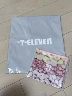 セブンイレブン ハッピーくじ トートバッグ　ポーチ2点セット