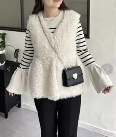 prose verse パールボタンペプラムファーベスト