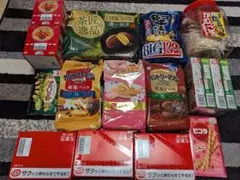 ぽち様専用★アンパンマンコロコロチョコボール他アミューズメントお菓子③★のサムネイル