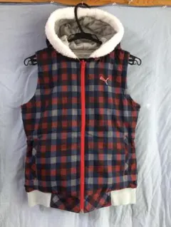 PUMA　リバーシブル　レディースM　中綿ベスト　匿名