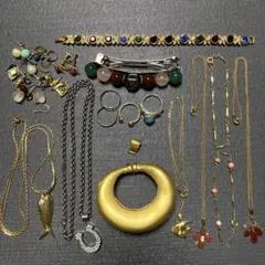 アクセサリー まとめ売り ネックレス 指輪 ブレスレット ピアス バレッタなど