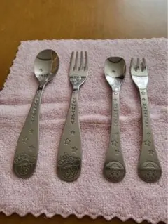 アンパンマン スプーン・フォーク　二サイズ　4本セット