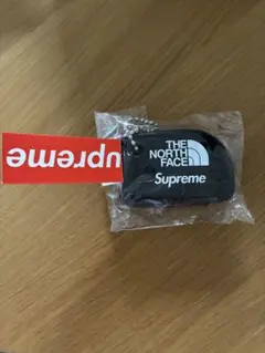 Supreme TNF Floating Keychain ブラックのサムネイル