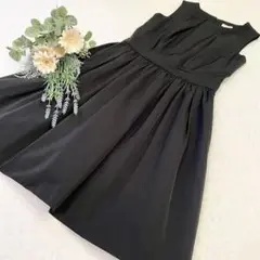美品《マッキントッシュ》ブラック ワンピース Mサイズ