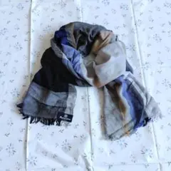 アクアスキュータム チェック ストール