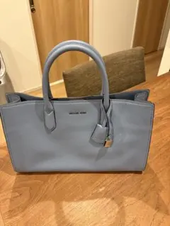 MICHAELKORSライトブルーバック
