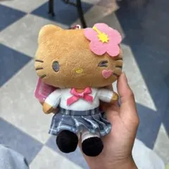 ハローキティ　ギャル　マスコットポーチ