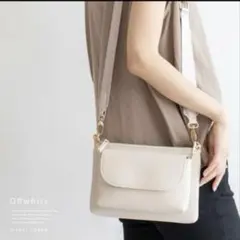 【最終値下げ】美品 VitaFelice ホワイト財布付き2連 ショルダーバッグのサムネイル