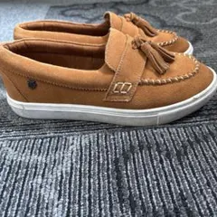 MINNETONKA タッセルローファー スエード ブラウンのサムネイル