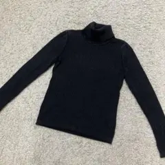 チャコールグレー ニット