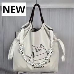 ライトグレーナイロン エコバッグ イラスト付き　新品　犬　スヌーピ　SNOOPY