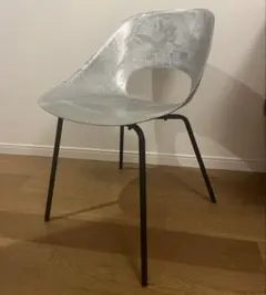 Steiner製 Pierre Guariche Tulip chair
