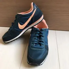 NIKE ナイキ　ナイキスニーカー　NIKE23センチ