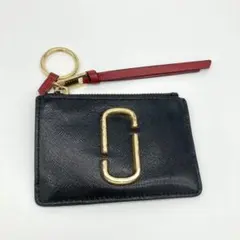 ✨内装美品✨MARC JACOBS ザ スナップショット フラグメントケース