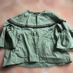 ZARA BASIC ノーカラージャケット カーキ フリンジ付きのサムネイル