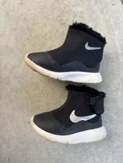NIKE スノーブーツ