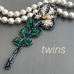 ④91ミナペルホネン ブローチアクセサリー ハンドメイド 母の日プレゼント