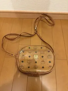 最終値下げ　MCM ショルダーバッグ ブラウンのサムネイル