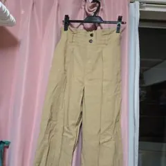 ベージュ ハイウエスト ワイドパンツ