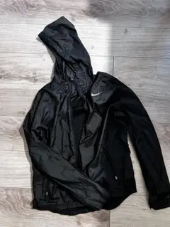 Nike 黒 フード付きウィンドブレーカー M