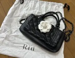 Riu Enamel quilting phone bag blackブラック - メルカリ