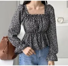 DHOLIC スクエアネック花柄ブラウス